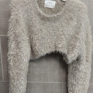 Worn once- Girl Zara Textured Cream Cropped Sweater